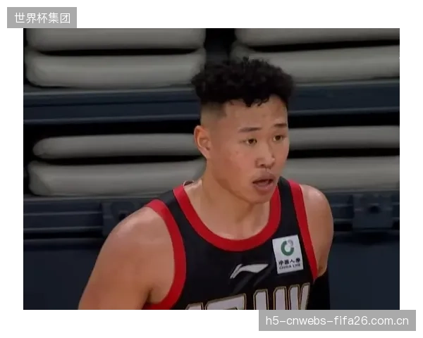 贺希宁荣膺常规赛MVP，深圳队以高效进攻火力锁定常规赛第三名。